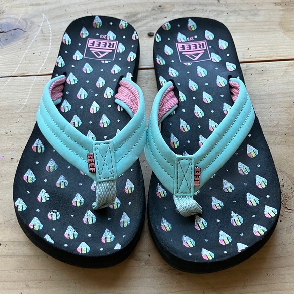 Reef Flip Flop Sandals Sz 2/3 - Picture 1 of 6